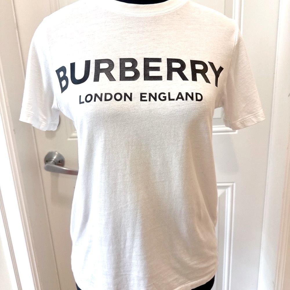 Burberry Signature Logo T-Shirt — children size 12Y